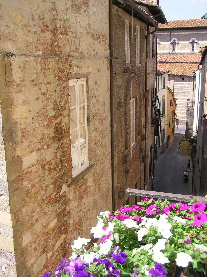 Residenza Al Fillungo Apartment Lucca Exterior photo