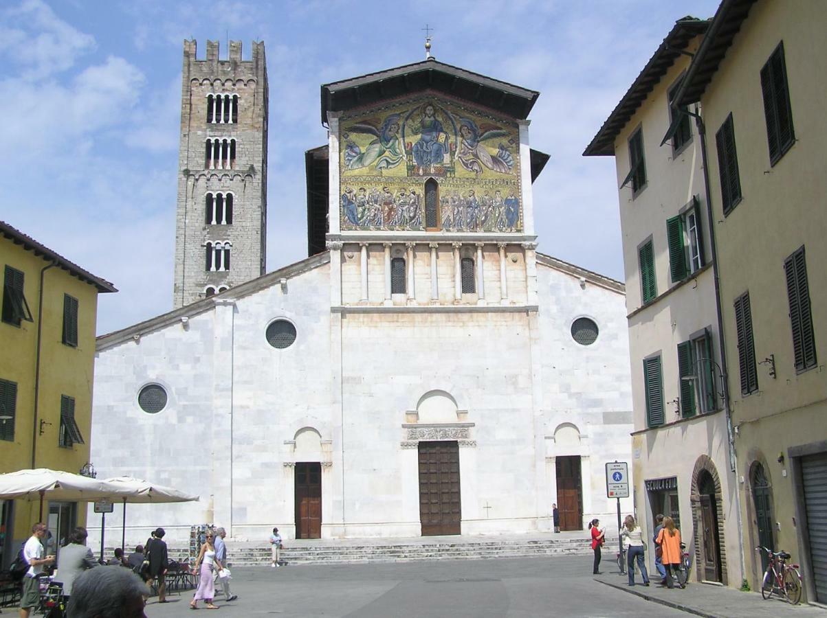 Residenza Al Fillungo Apartment Lucca Exterior photo