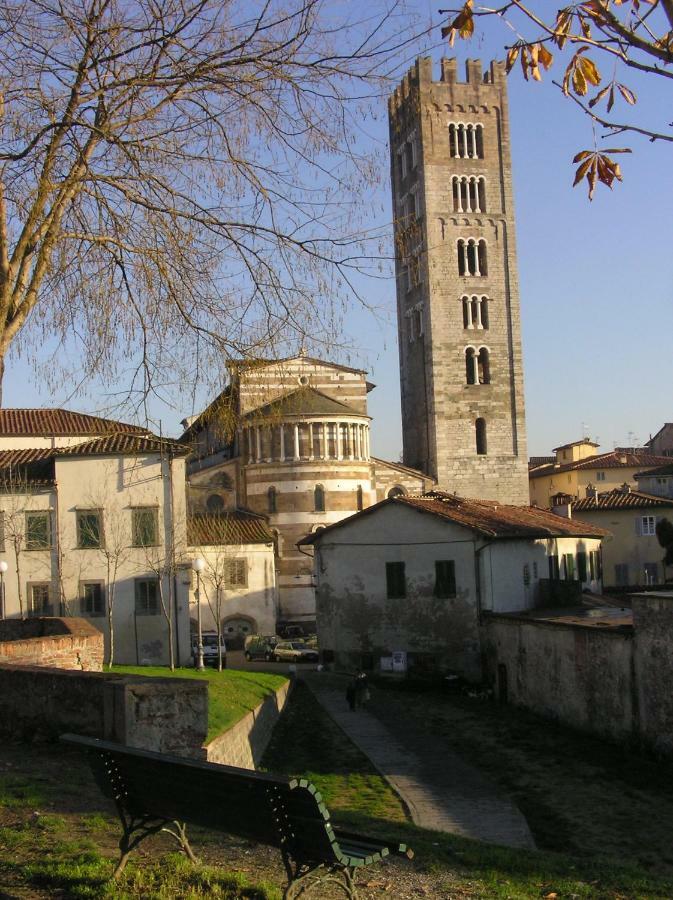 Residenza Al Fillungo Apartment Lucca Exterior photo