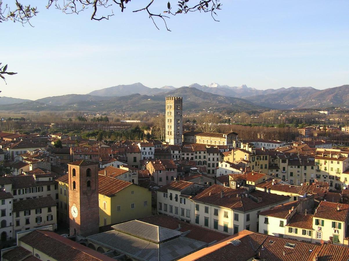 Residenza Al Fillungo Apartment Lucca Exterior photo